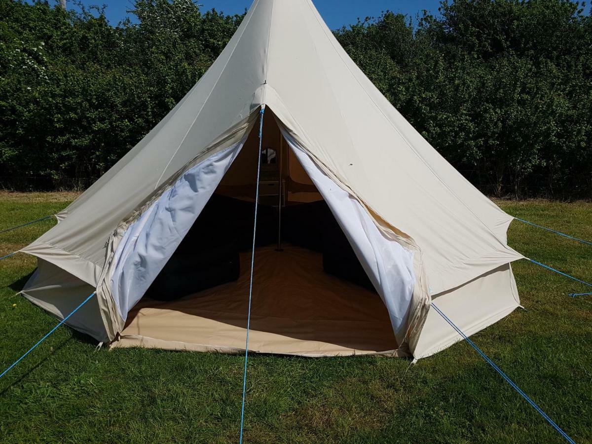 Herston Caravan & Camping 斯沃尼奇 外观 照片