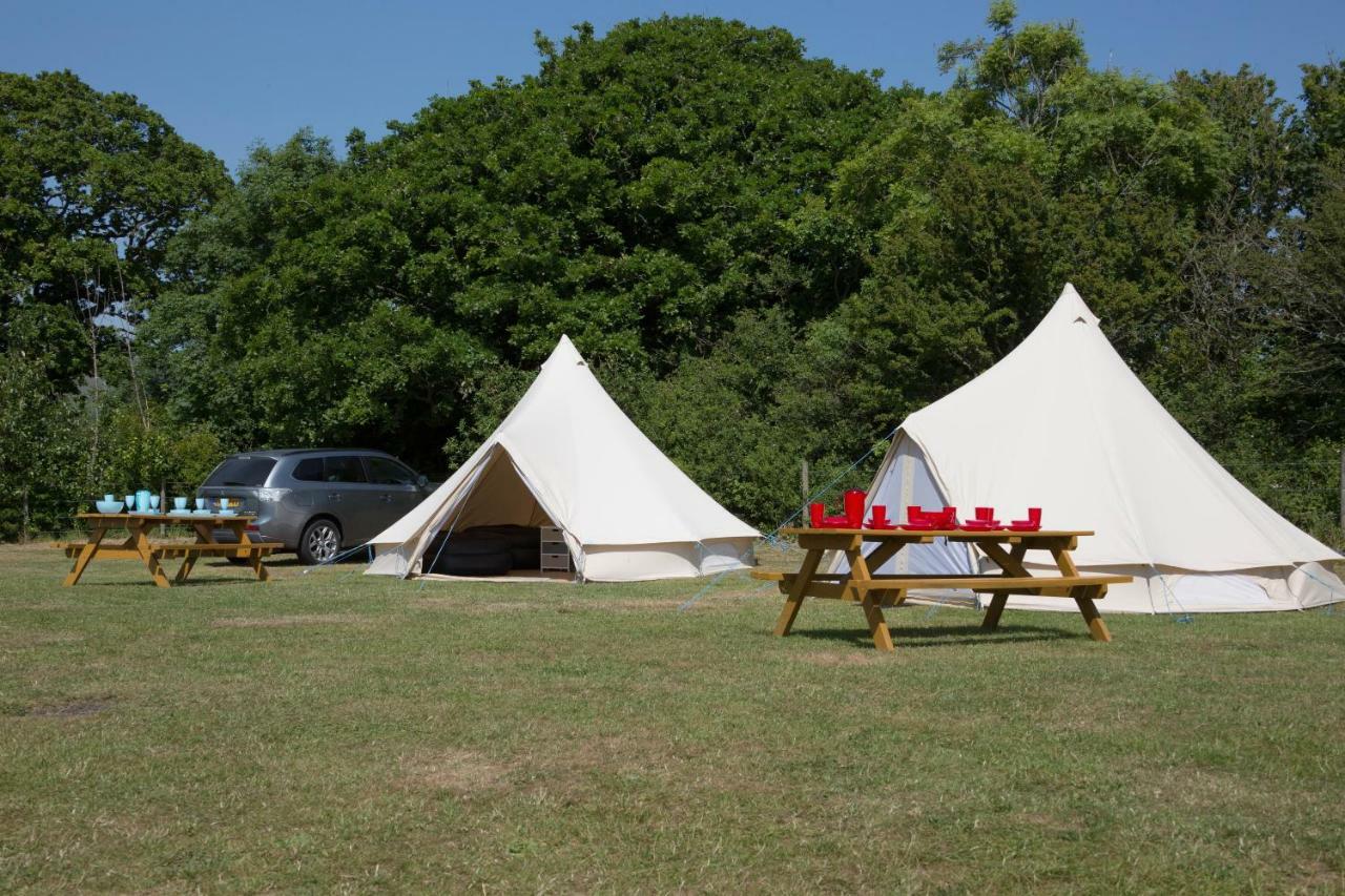 Herston Caravan & Camping 斯沃尼奇 外观 照片